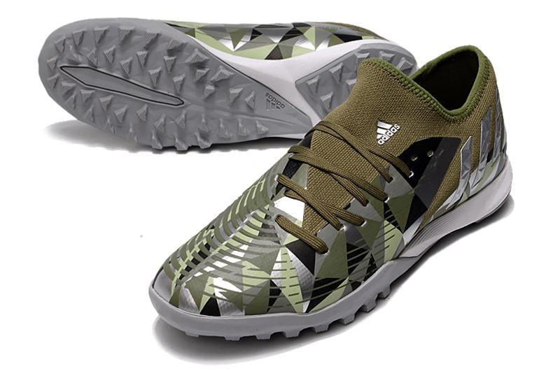 Chuteira Predator Edge 3 low Society