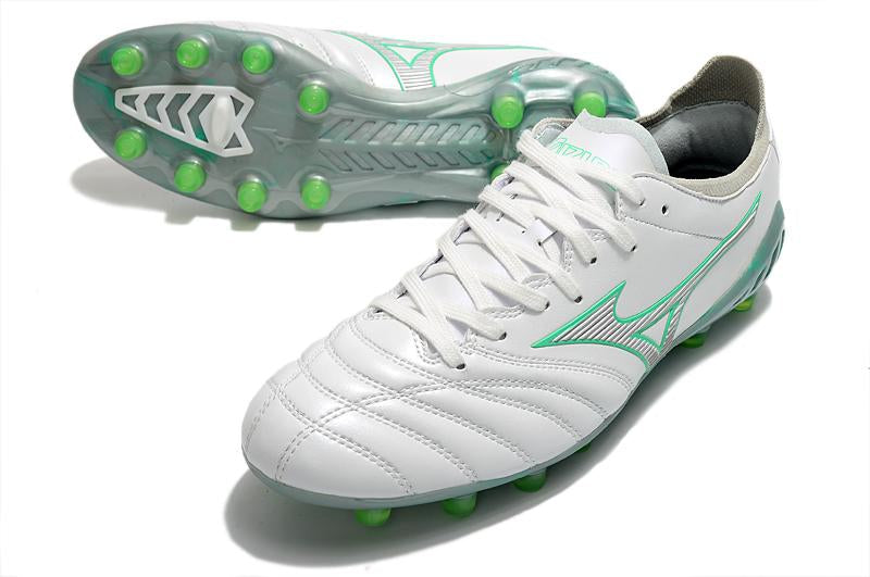 Chuteira Morelia NEO III PRO Campo