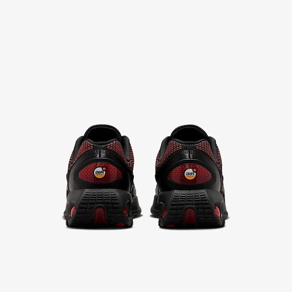 Nike Air Max DN Bred