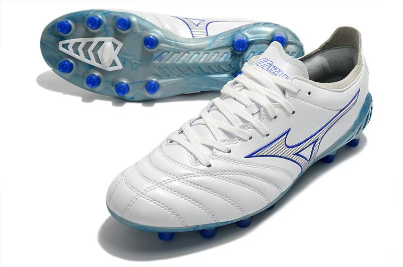 Chuteira Morelia NEO III PRO Campo