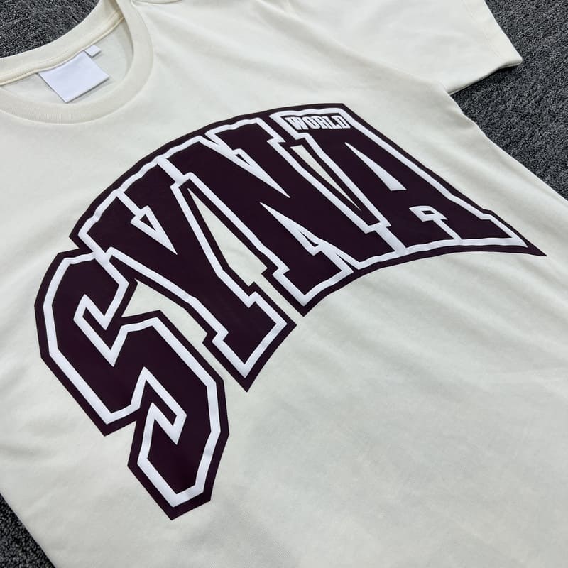 Camiseta Syna World College