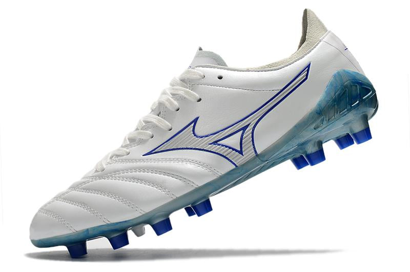 Chuteira Morelia NEO III PRO Campo