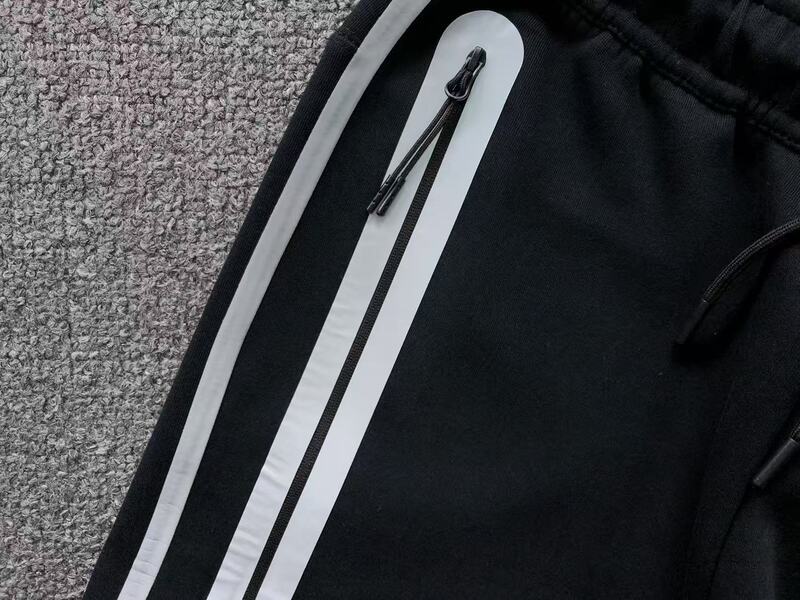 Calça Tech Fleece Preta (Reflective)