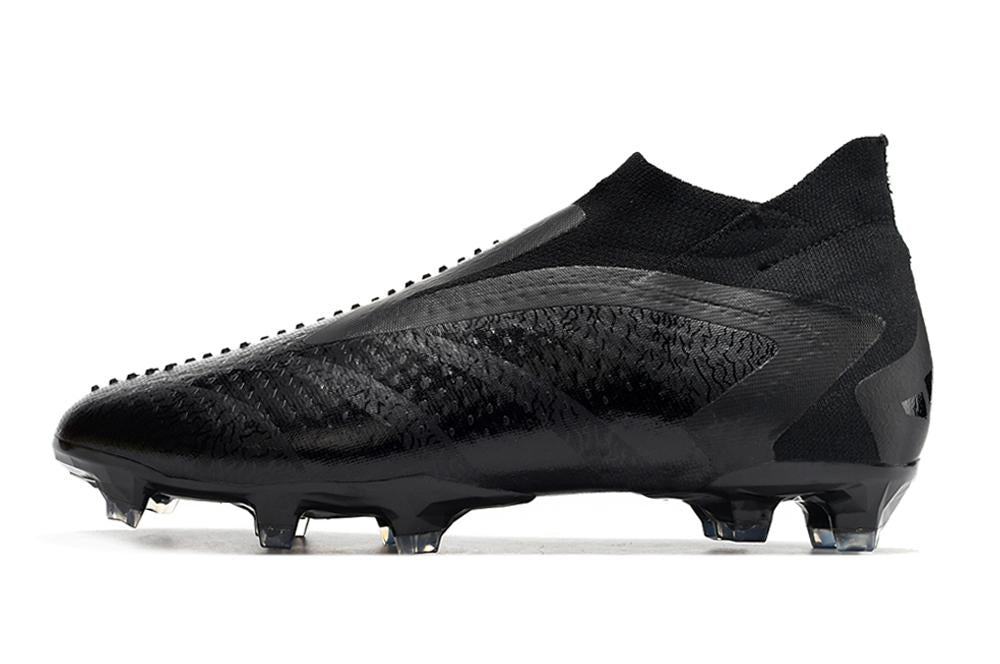 Chuteira Predator Accuracy Campo