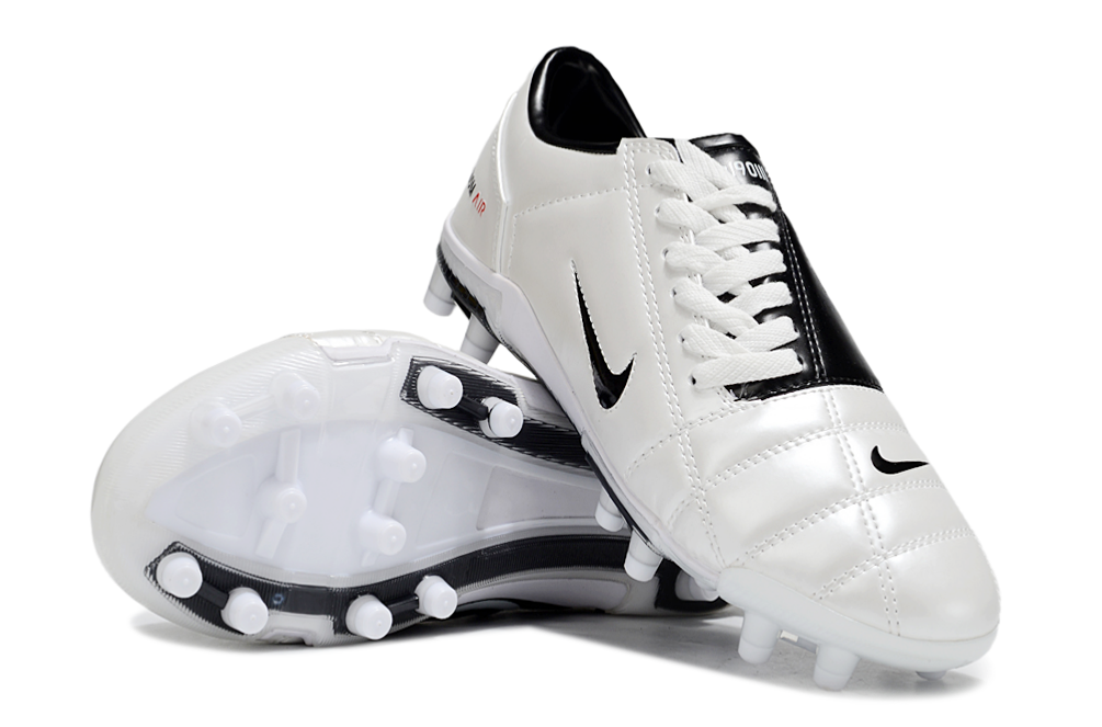 Chuteira Nike Total 90 FG