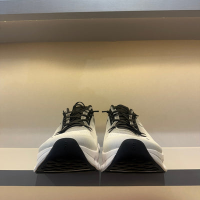 On Running Cloudtilt Black Ivory (Pronta Entrega)