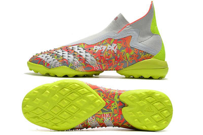 Chuteira Predator Freak 1 Society