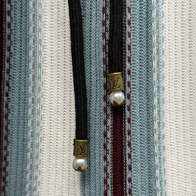 Conjunto Louis Vuitton Crochê Branco/Azul