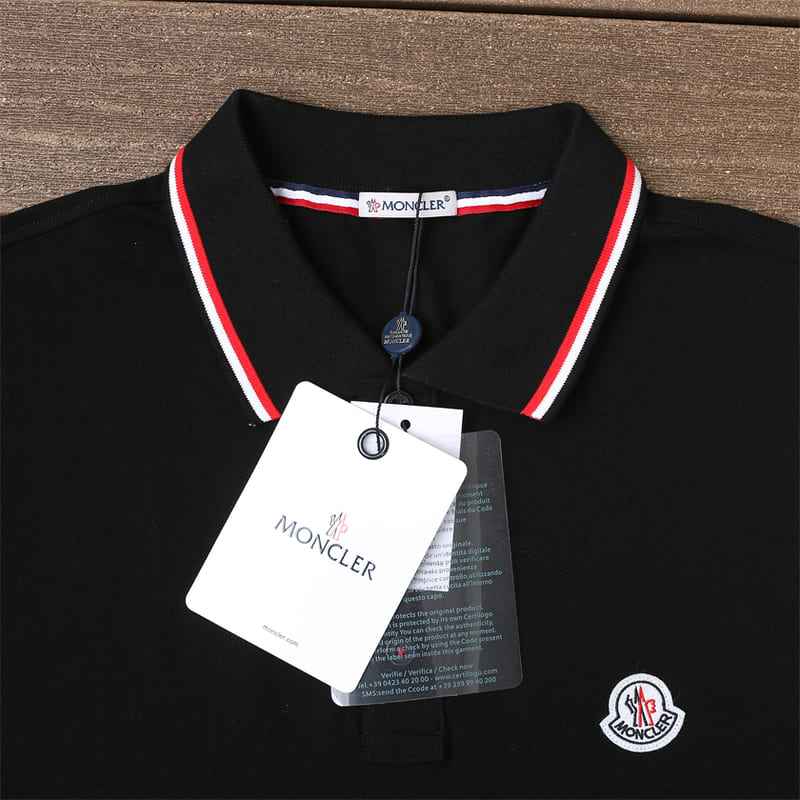 Camiseta Moncler Rib Polo Preta