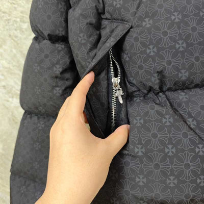 Jaqueta Chrome Hearts Monogram Print Puffer Black