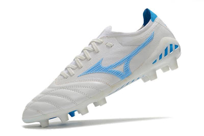 Chuteira MORELIA NEO III Campo