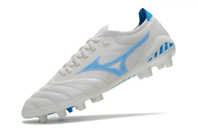 Chuteira MORELIA NEO III Campo