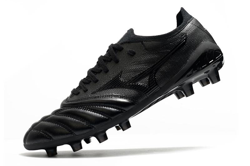 Chuteira MORELIA NEO III Campo