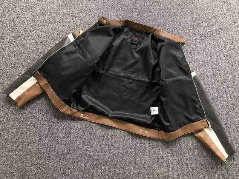 Jaqueta Travis Scott x Jordan Archaeo Brown