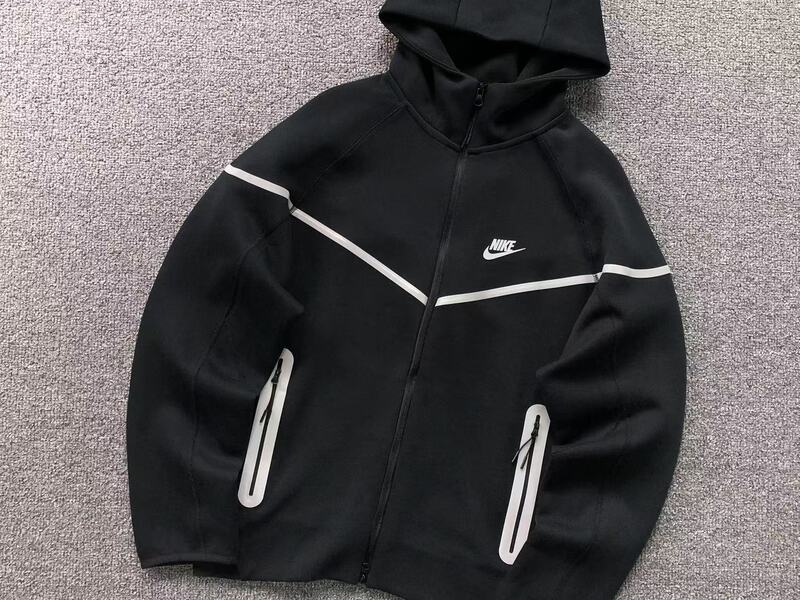 Conjunto Nike Tech Fleece Preto (Reflective)