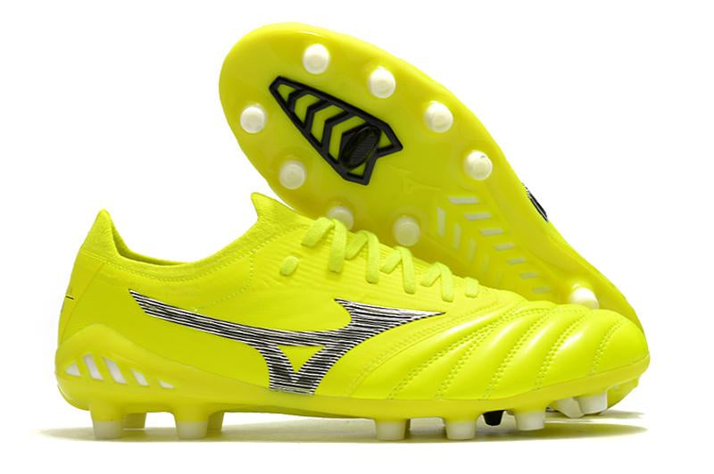 Chuteira MORELIA NEO III Campo