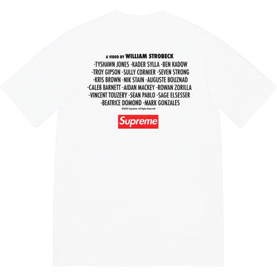 Camiseta Supreme “Play Dead”