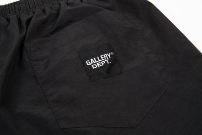 Short Gallery Dept. Logo Preto