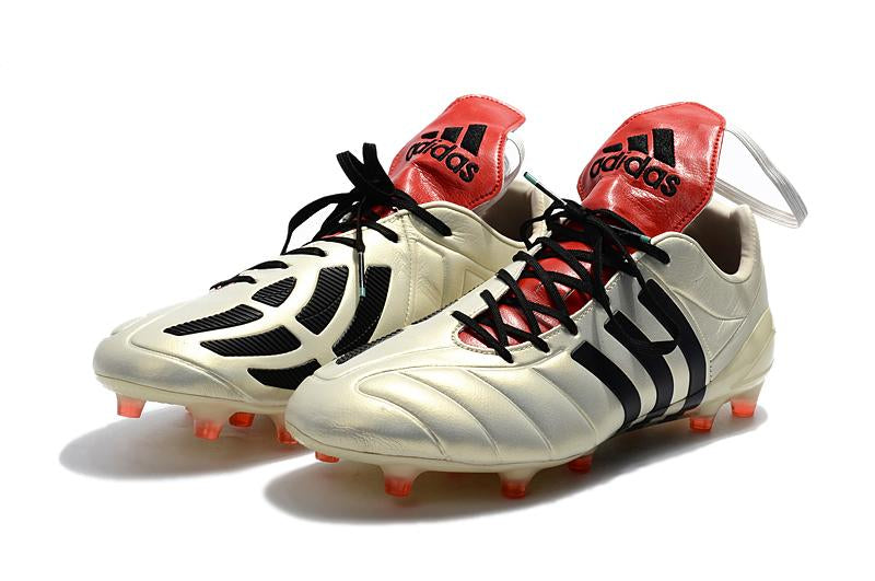 Chuteira Predator Mania Champagne Campo