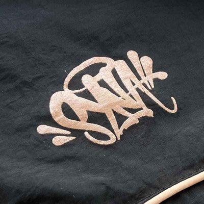 Conjunto Synaworld 'Syna Logo' Shell Rose/Gold