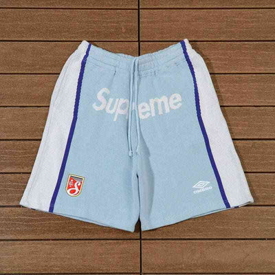 Conjunto Supreme x Umbro Zip Up Light Blue